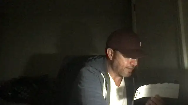 ezrah23 online show from April 2026 09:04:02 AM