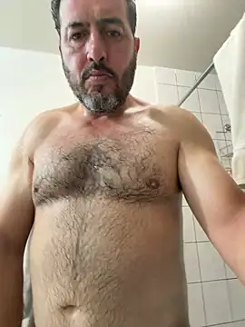 ezrah23 online show from March 2026 06:26:01 AM