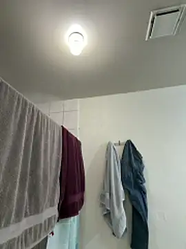 ezrah23 online show from April 2026 06:42:01 AM