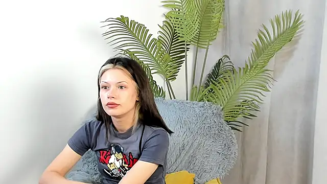 BrandiFraise online show from November 2025 08:08:02 AM