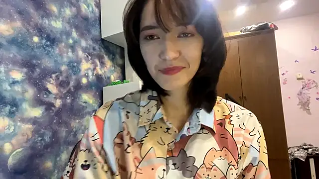 Snapshot of Lala_Lush chatting on October 2025 04:17:02 PM Lala Lush online show from October 2025 04:17:02 PM