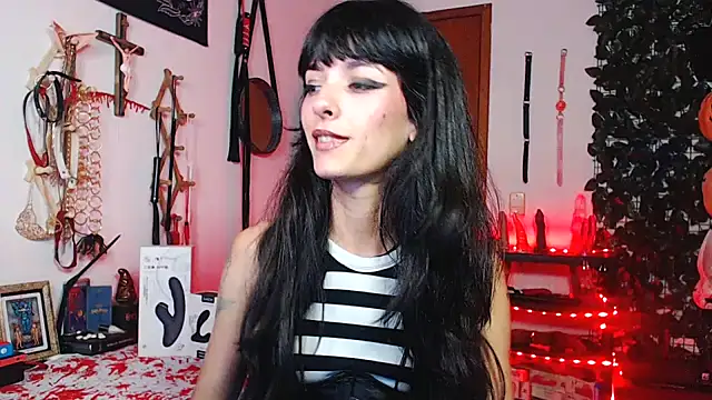 CarrieBurton online show from November 2025 01:37:02 PM