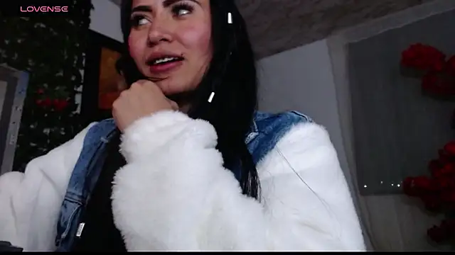 myomii nixx online show from December 2025 02:33:01 AM