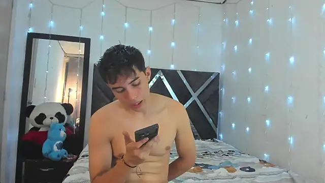 MollyandFher online show from February 2026 01:45:01 AM