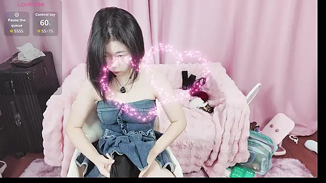 wanoubaobao online show from November 2025 01:04:01 PM