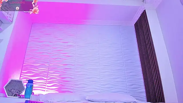 AudreyHayworth online show from December 2025 12:04:01 PM