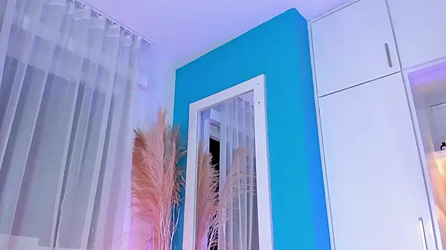 LahanaKimish online show from February 2026 03:46:01 AM