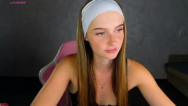 Lovelly molly1 online show from July 2026 04:26:02 PM