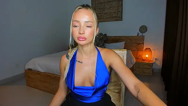 Snapshot of TangledChannels chatting on October 2025 02:32:01 AM TangledChannels online show from October 2025 02:32:01 AM