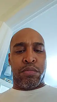 TraddyZaddy online show from November 2025 08:46:01 PM