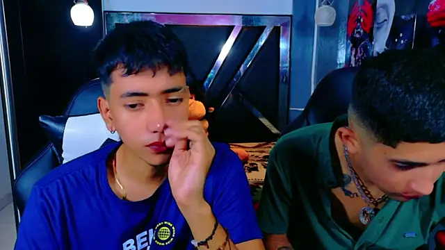 darwinandbrayann online show from November 2025 09:14:01 PM