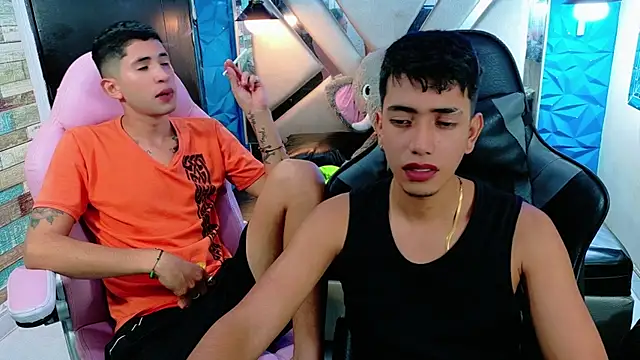 darwinandbrayann online show from November 2025 03:28:02 AM