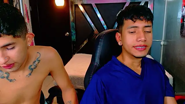 darwinandbrayann online show from December 2025 02:16:02 AM