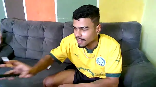 Joao BRL online show from November 2025 03:45:02 PM