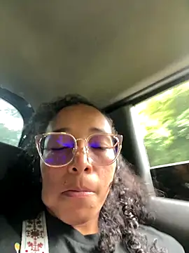 SHAILABROWN online show from November 2025 07:51:02 PM