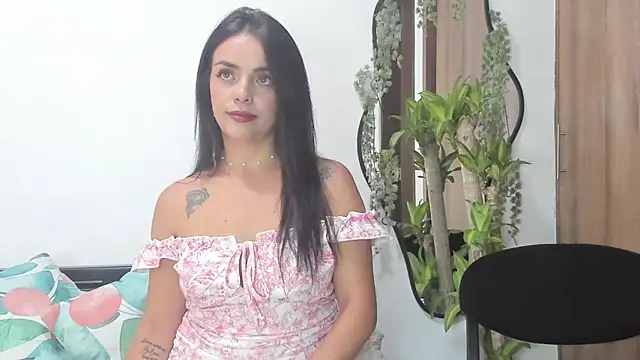 MailynAndNick online show from February 2026 07:13:01 PM