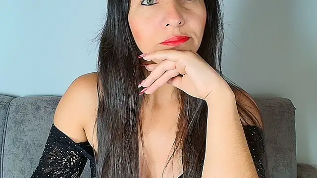 alana pink95 online show from November 2025 07:34:02 AM