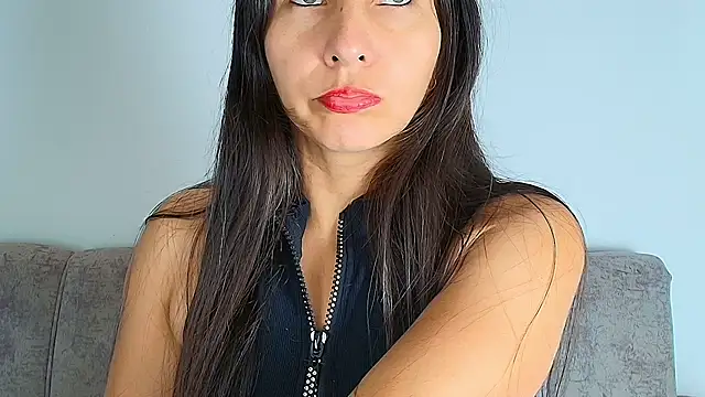 alana pink95 online show from November 2025 12:33:02 PM