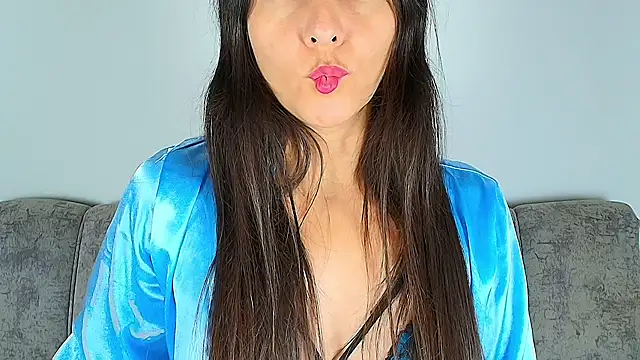 alana pink95 online show from November 2025 10:40:02 AM