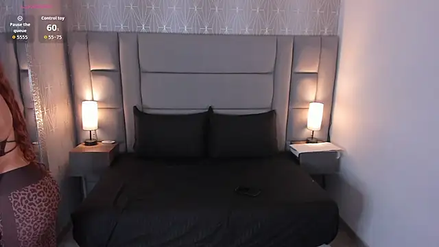 lexiee   online show from December 2025 11:53:02 AM