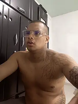 LucassFoster online show from February 2026 05:12:02 PM