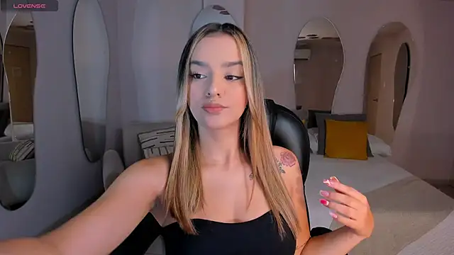 LaurentRosse1 online show from April 2026 08:20:02 PM