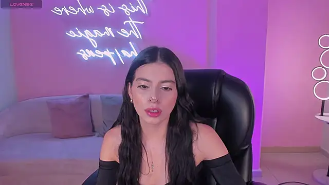 BellaConnorX online show from June 2026 05:17:02 AM