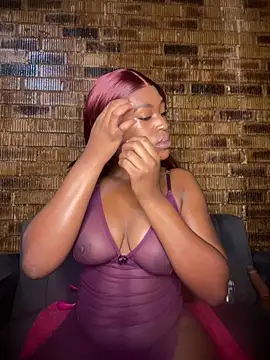 SP1CY MOMMY online show from April 2026 08:14:02 PM