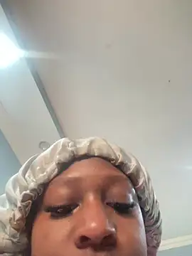 SP1CY MOMMY online show from July 2026 10:32:01 AM