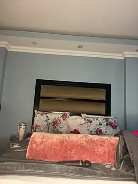 SP1CY MOMMY online show from June 2026 08:09:01 PM