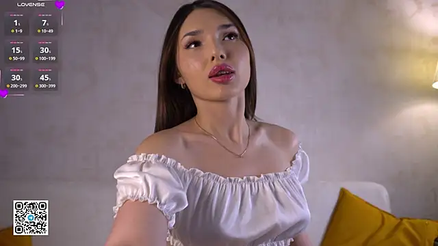 candylolly   online show from November 2025 04:07:01 PM