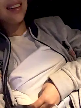 limkiss online show from October 2025 12:46:01 PM