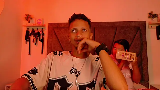 DamianandEva online show from April 2026 12:23:01 PM