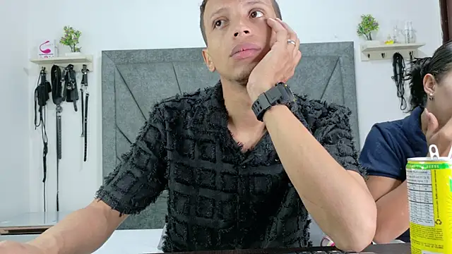 DamianandEva online show from February 2026 01:11:01 PM