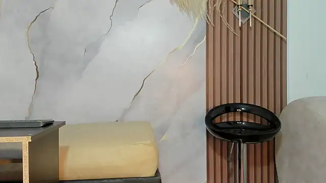DamianandEva online show from May 2026 12:52:01 PM