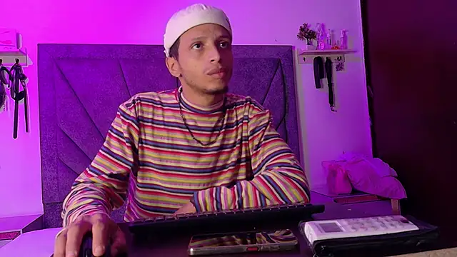 DamianandEva online show from March 2026 12:51:02 PM