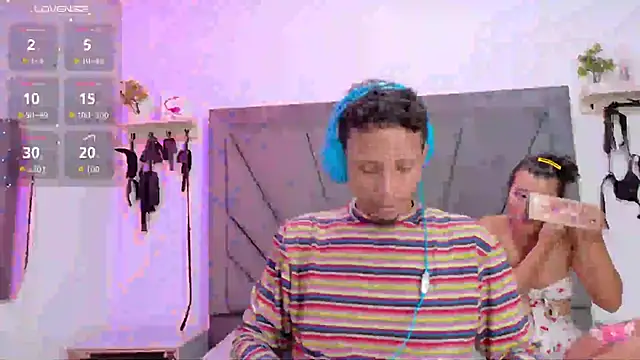 DamianandEva online show from April 2026 12:51:02 PM
