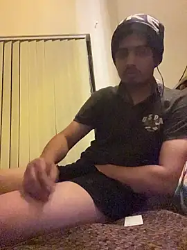 FlashyOcean53 online show from February 2026 01:00:01 PM