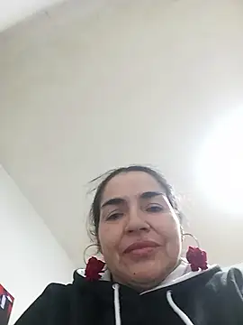 MaryRoze  online show from July 2026 12:33:02 AM