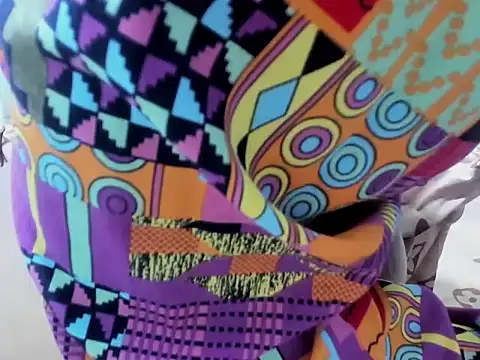 GoldenThickGirl online show from November 2025 08:25:01 PM