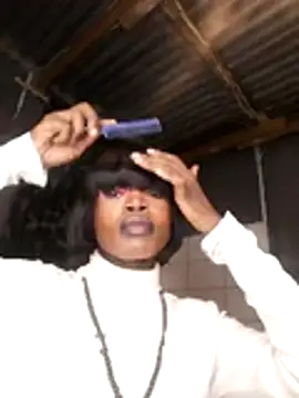 Lucile Carrie online show from February 2026 02:45:02 AM