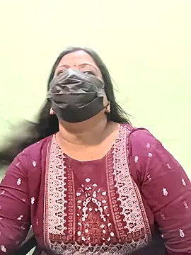 Snapshot of tamil_Nithya_J chatting on May 2026 04:23:01 PM tamil Nithya J online show from May 2026 04:23:01 PM