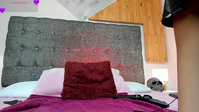  tinyrose  online show from November 2025 07:29:02 PM