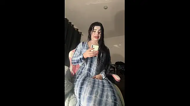 cowgirllyx online show from November 2025 01:53:01 AM