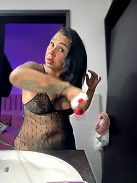 Snapshot of Natural_BIGASS_Nina chatting on November 2025 10:08:01 AM Natural BIGASS Nina online show from November 2025 10:08:01 AM