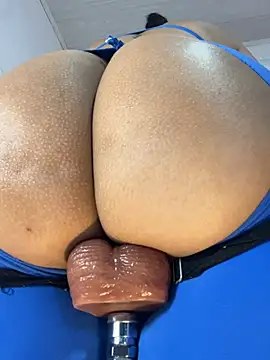 Natural BIGASS Nina online show from April 2026 01:45:02 PM