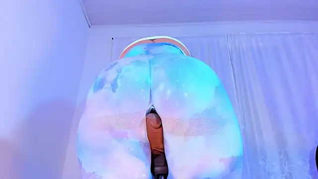 Natural BIGASS Nina online show from April 2026 12:41:02 PM