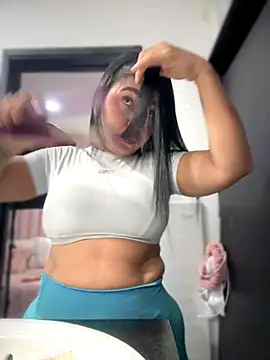 Snapshot of Natural_BIGASS_Nina chatting on November 2025 10:04:02 AM Natural BIGASS Nina online show from November 2025 10:04:02 AM