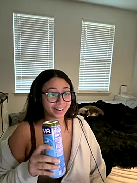 Snapshot of minha_baby chatting on November 2025 02:17:02 PM minha baby online show from November 2025 02:17:02 PM