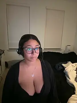 Snapshot of minha_baby chatting on November 2025 09:41:01 AM minha baby online show from November 2025 09:41:01 AM